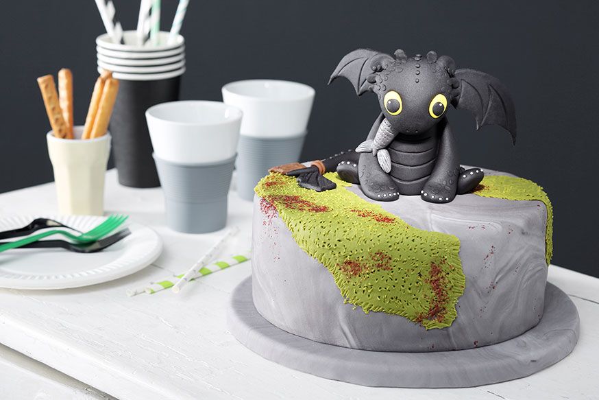 Mit diesen Kuchen zähmen Sie nicht nur Drachen, sondern auch wilde Wikingerbanden. • Foto & Styling: Thordis Rüggeberg, Foodproduktion: Eileen Greuel
