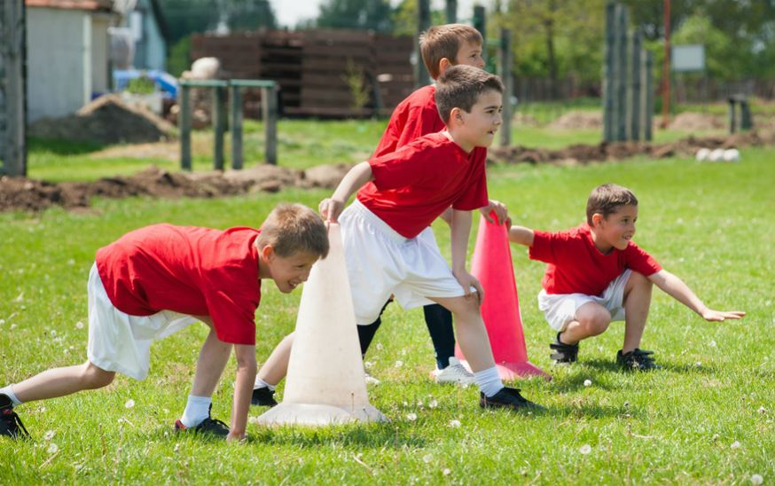 Wie die Profis bereiten sich die Geburtstagsfußballer auf das große Spiel vor. • Foto: Dusan Kostic / Fotolia.com