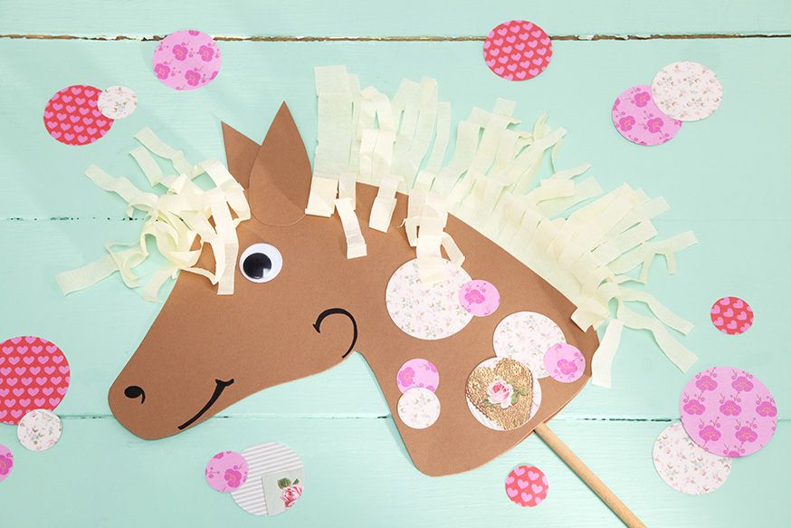 Bastelidee Pferdegeburtstag: Steckenpferd & Korkpferde | Tambini