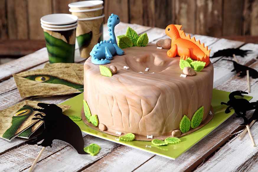 Die Dino-Torte ist ein riesen Hit auf jedem Kindergeburtstag.  • Foto & Styling: Thordis Rüggeberg, Foodproduktion: Eileen Greuel